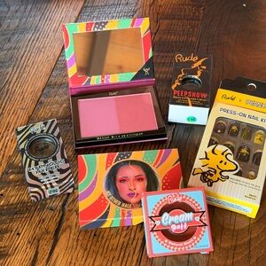 Rude Cosmetics Bundle Of 5 Blush Brow Eyeliner Eyeshadow Peanuts Press-on Nails
